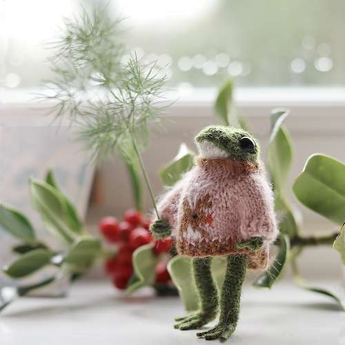 Frog’s Deer Genser - Claire Garland