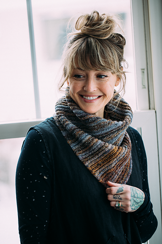 Den reisende Sjal - Andrea Mowry