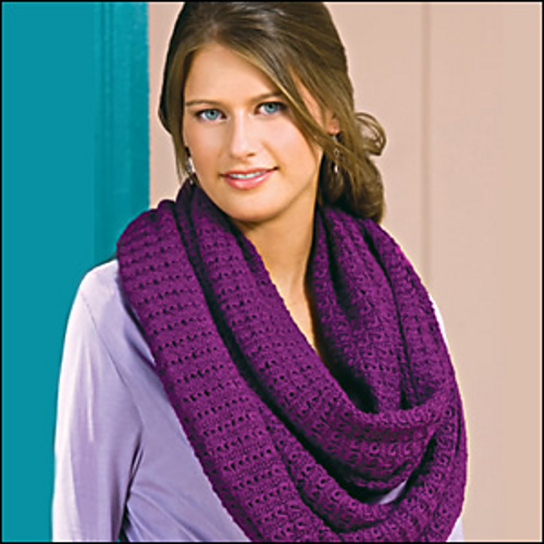 Non-Stick Lace Cowl photo 1