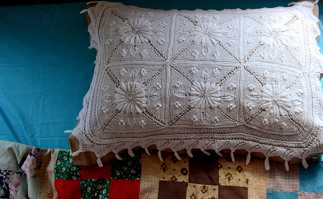Ravelry Geneva Pillow Sham Pattern By Donna Druchunas Ava Coleman