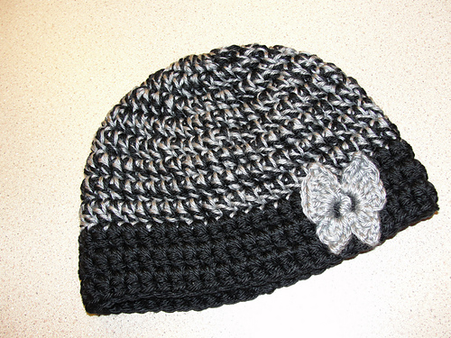 Fast & Easy Rockin' Beanie photo 3