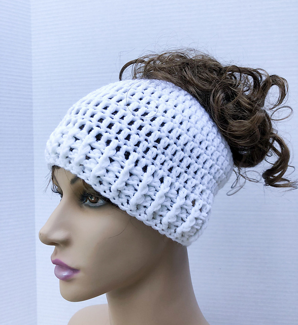 ribbed messy bun hat crochet pattern