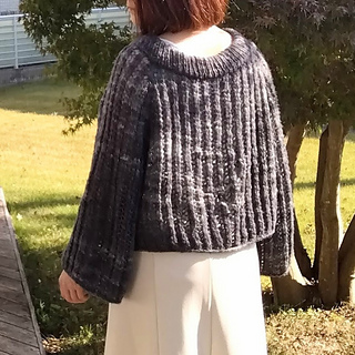 Sample 2: size 3, mods: body length -13 cm, sleeve length -4 cm
