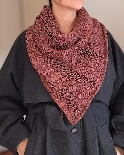 Whipped Leaf Cowl