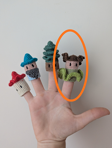 Basoa - Fairy finger puppet