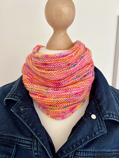 Fingeringgarn & 3mm Nadel
Nach Anleitung