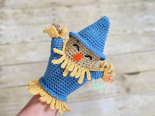 Ravelry: Scarecrow Hand Puppet pattern by Erin Greene