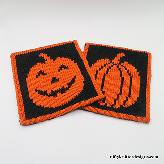 Halloween Pumpkin Potholder with the Pumpkin Potholder (separate pattern)
