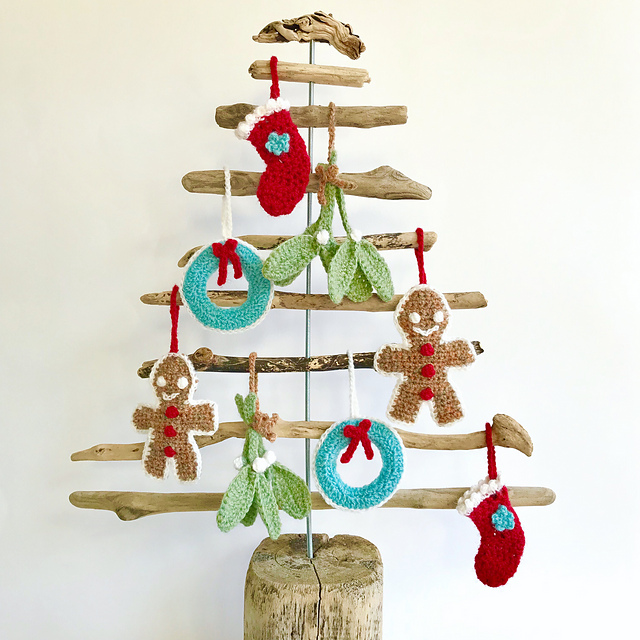 Ravelry A Crocheted Christmas Pattern By Eleonora Tully