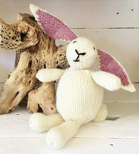 Knit Bunny - Elise Lopez