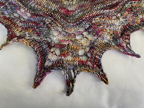 Øyenstikker-Sjal - byanobsessedknitter