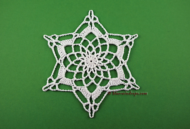 Snowflake ornament 296