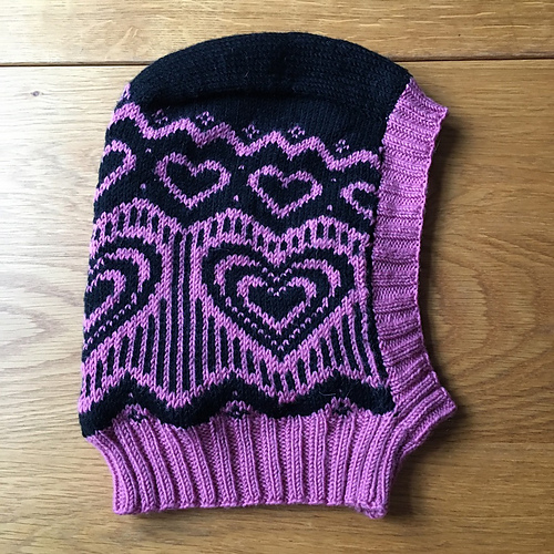 Hjertebalaklava - Emma Manos