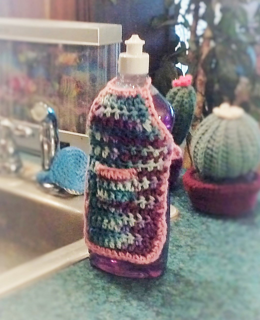 Ravelry Dish Soap Apron pattern by Amy Lynn Yarbrough