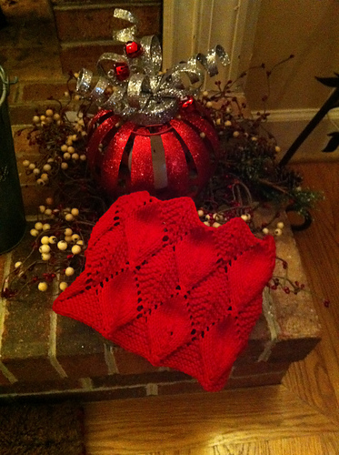 Ravelry: Leaf loop pattern by Susan Ashcroft