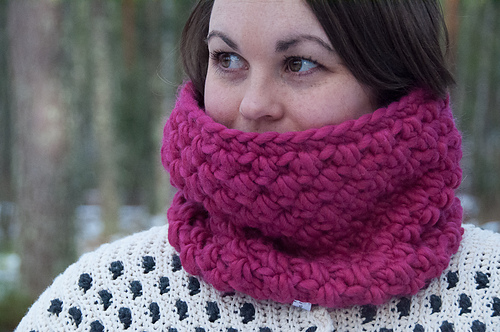 Infinity Cowl photo 6