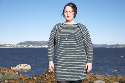 Bruma Sweater And Dress photo 6