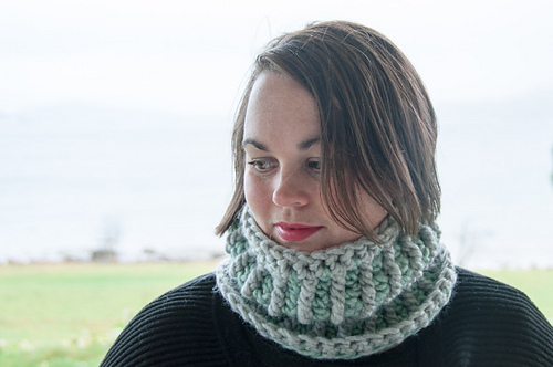 Stella Mini Cowl photo 7