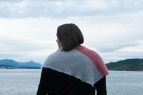 Light Like A Feather Shawl photo 6