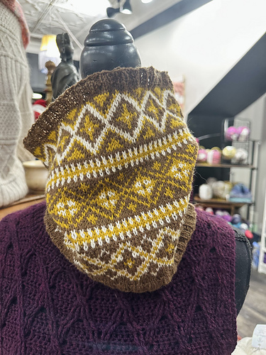 Seoid Cowl