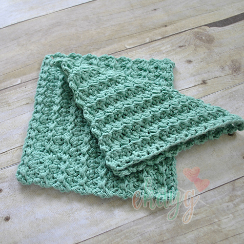 Ravelry Easy Textured Dishcloth pattern by Erin Greene