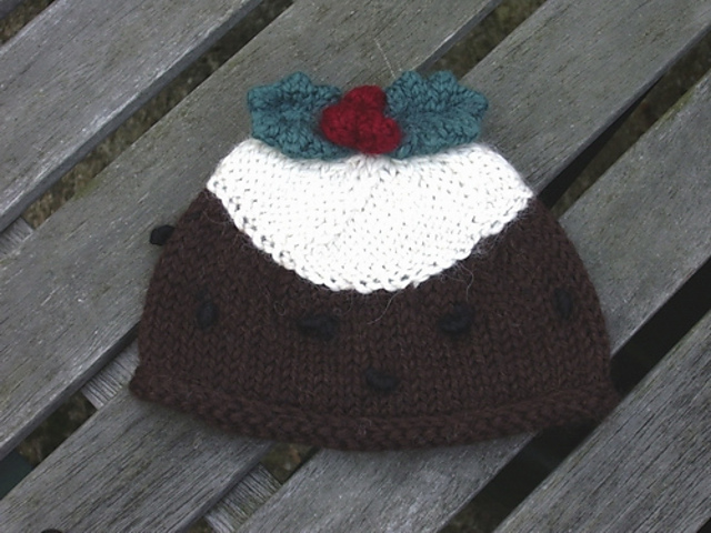 Christmas Pudding Baby Hat pattern by 