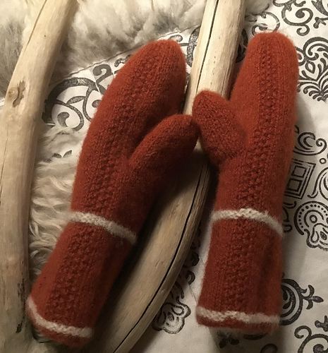 Tova votter - Anne-Lise Rørdal