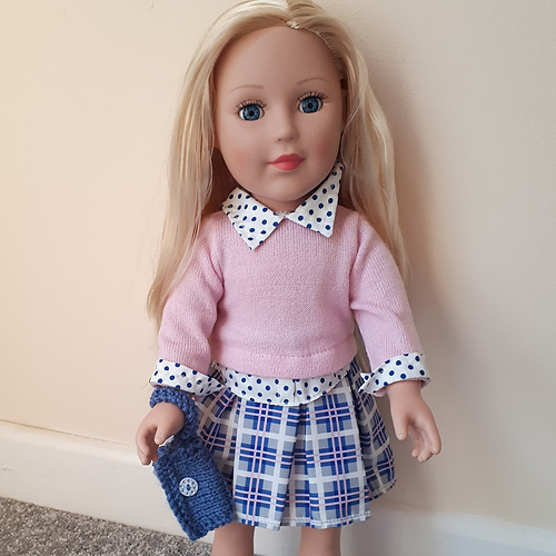 Ravelry Denim Bag for Doll pattern by Esther Kate