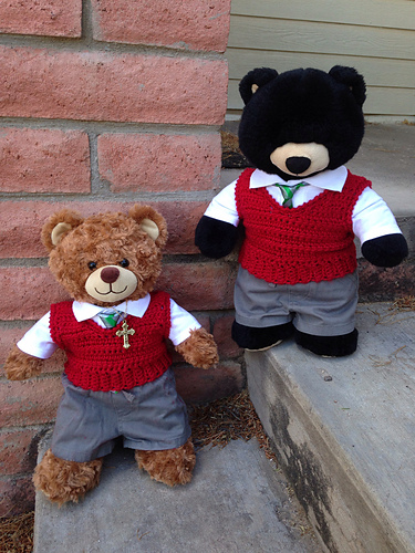 Crocheted Vest for Teddy Bears photo 1