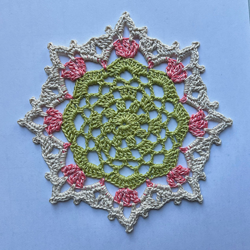 Spring Snowflake Mini Doily photo 1