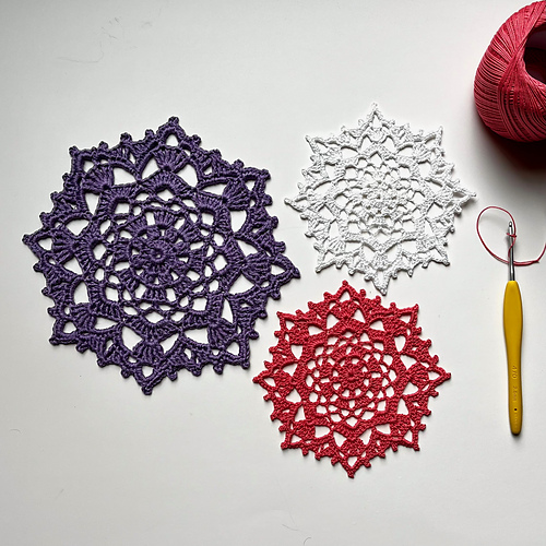 Spring Snowflake Mini Doily photo 4