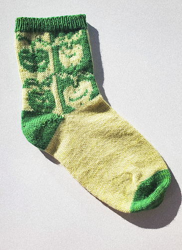 The Apple Sass Socks