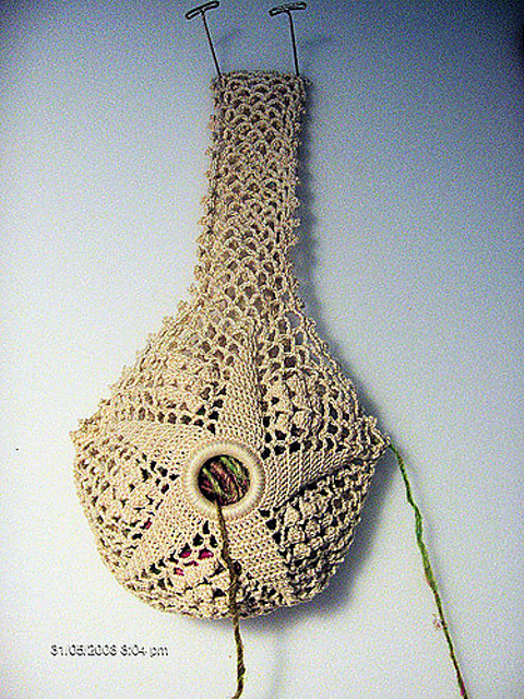 Ravelry: Thread Holder pattern by Maggie Petsch Chasalow