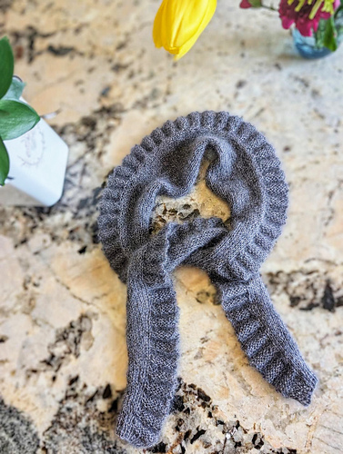 Etoile Ruffle Neckerchief