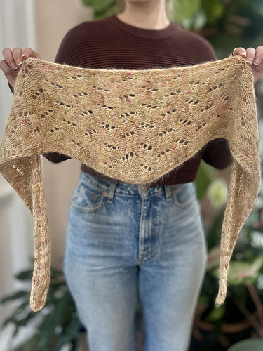 Sycamore shawlette