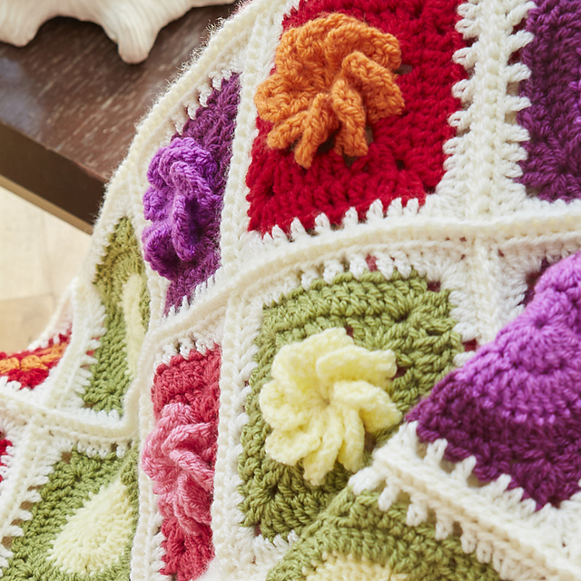 Ravelry Flower Garden Blanket pattern by Lynne Rowe
