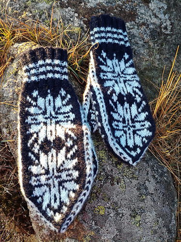 Korsrose (Påske 2019) - byfrkEplekinn