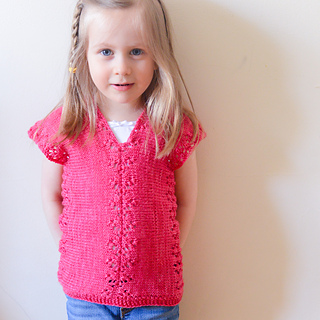 Ravelry: Aiko Sleeveless Top pattern by Gabrielle Vézina