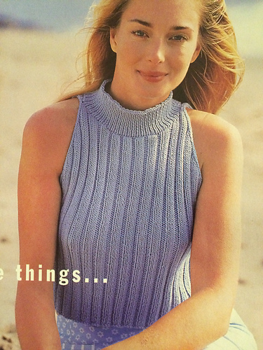 #15 Ermefri Raglan-formet Høy-V- hals Top - Vogue Knitting