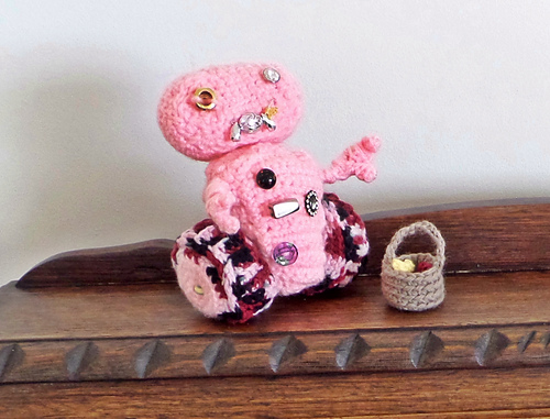 Cuddly Robot photo 2