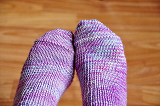 HeartStrings Toe-to-Cuff Lace Rib Socks-HS-A17