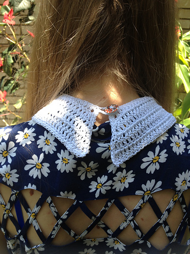 Ena's Peter Pan Collar photo 4
