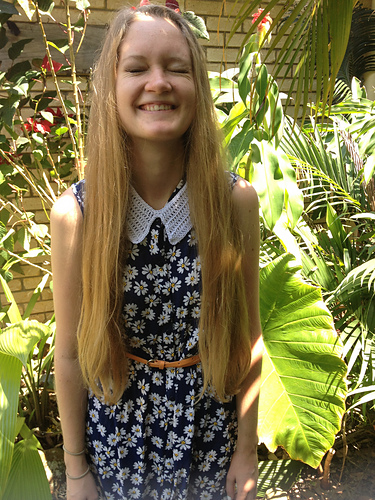 Ena's Peter Pan Collar photo 2