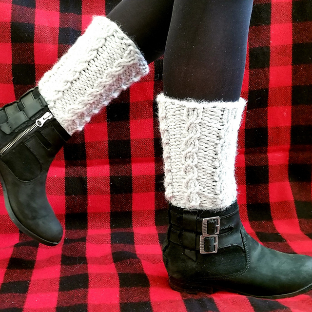 Cool (Fake) Cable Boot Cuffs