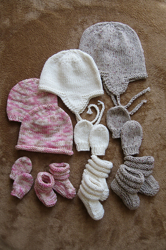 Ravelry: 2910 Baby Hats, Mitts and Booties pattern by Diane Soucy