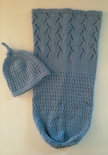 Old Pink Baby Hat & Cocoon photo 4