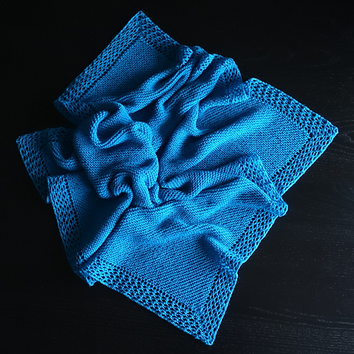 Ravelry Keeping Warm Baby Blanket pattern by Flemmen Knits