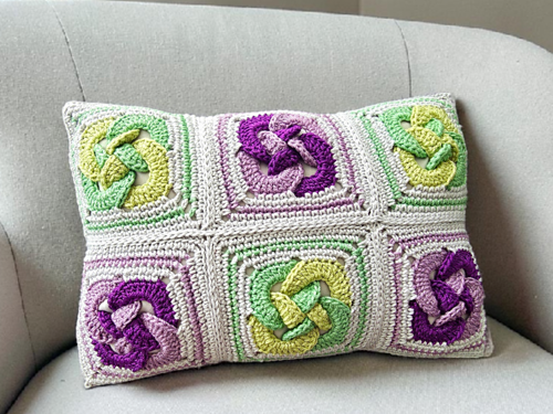 Celtic Knot Pillow