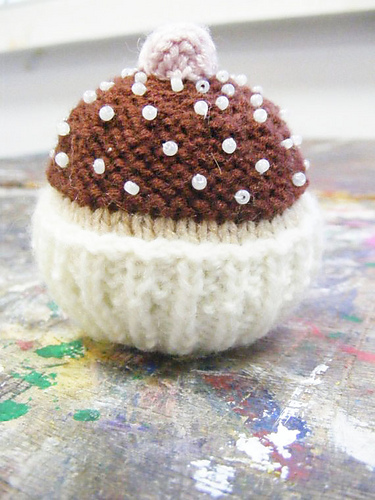 Knitted Cupcake photo 4