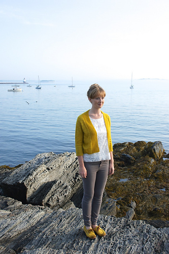 Fjærlett Cardigan - knitbot